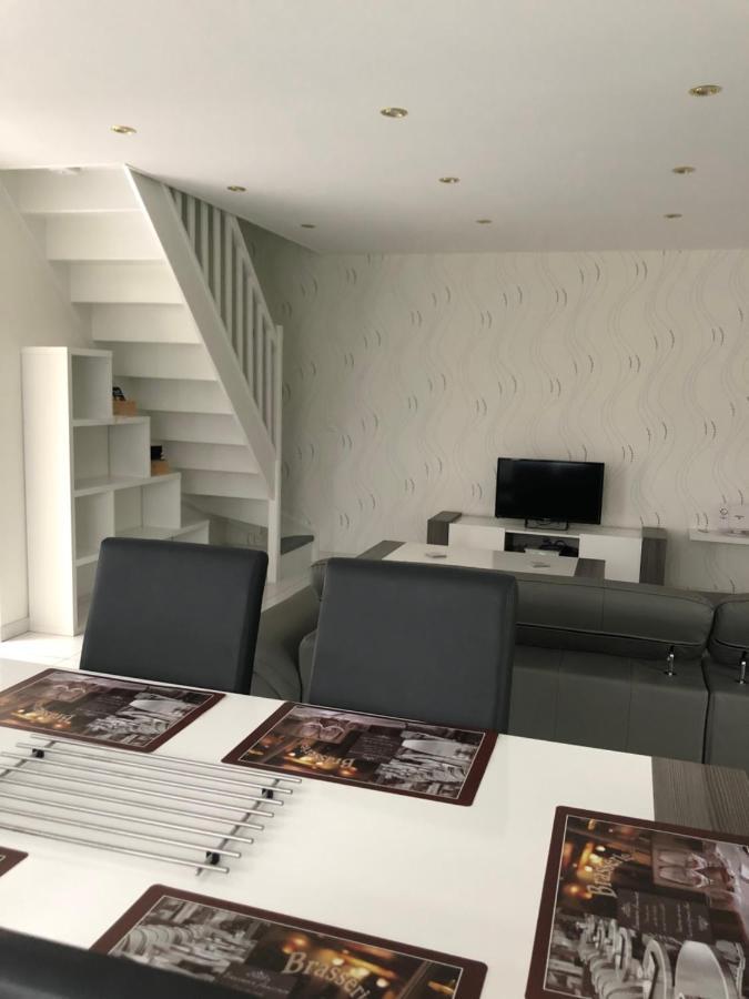 Gite Vickie Livry  Esterno foto