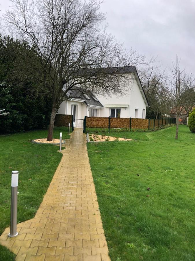 Gite Vickie Livry  Esterno foto